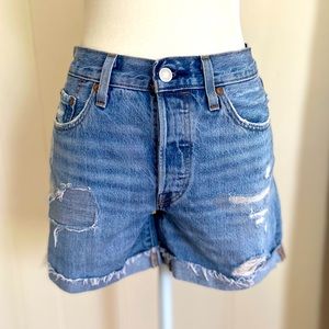 Levi’s 501 Distressed Denim High Waist Shorts W25